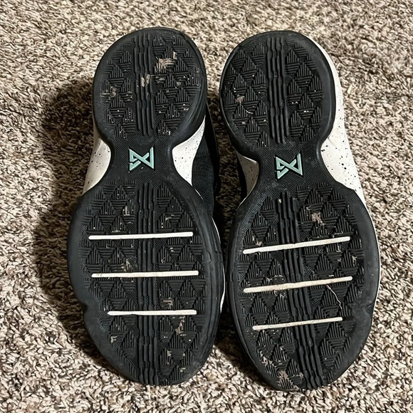 COPY - Nike PG 1 Women’s Size 8 Running Black/Blue Basketball Shoes - Picture 10 of 11